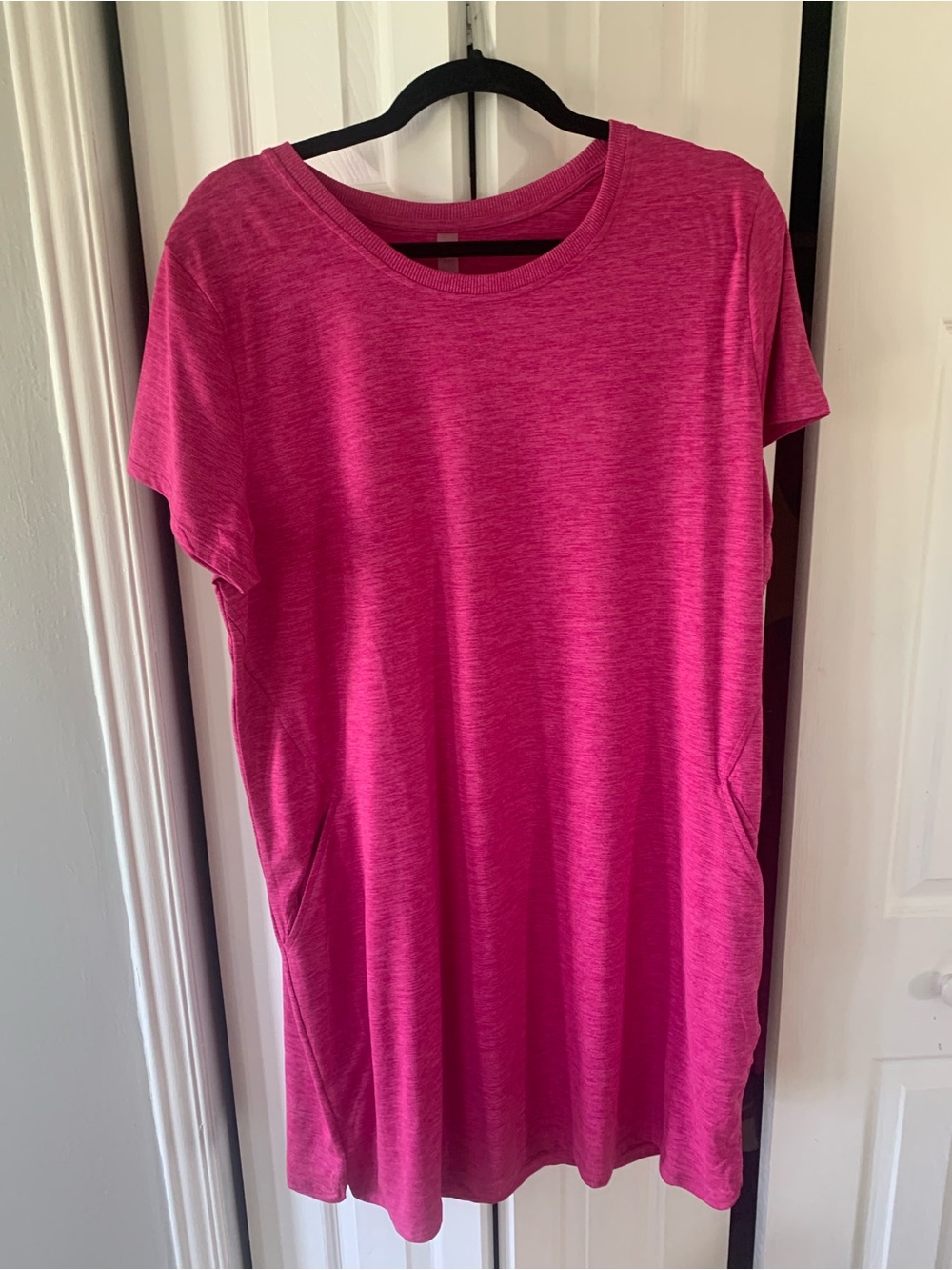 Hyba Tshirt dress size XL 91% polyester 9%
Elastane excellent condition